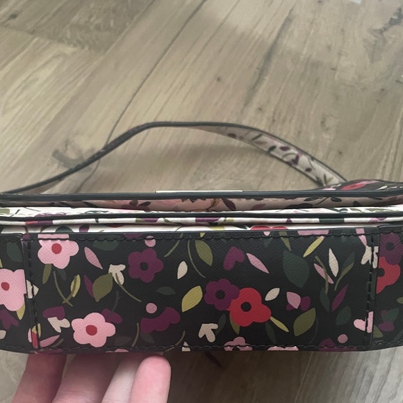 Kate Spade Crossbody - Picture 3 of 4